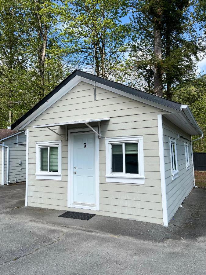 Lake Errock Motel Harrison Mills Esterno foto
